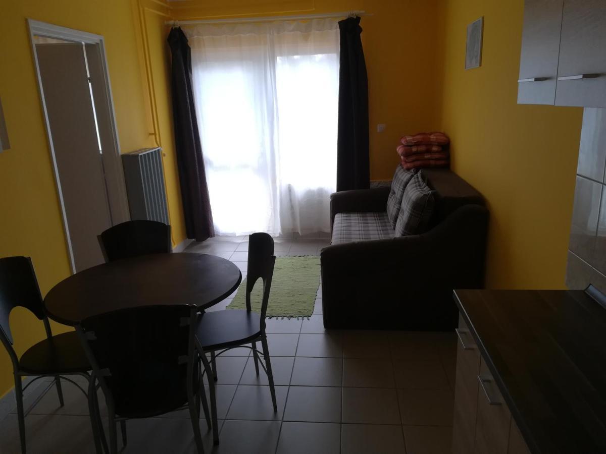 Tarr-Timea Apartmanok เคสเท ภายนอก รูปภาพ