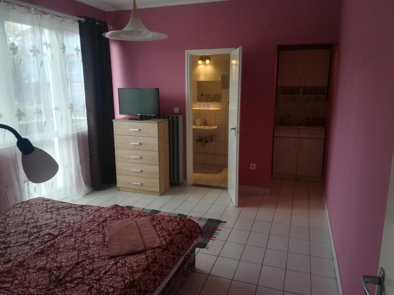 Tarr-Timea Apartmanok เคสเท ภายนอก รูปภาพ